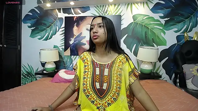 Snapshot of shakti_moumita chatting on April 17, 2026, 12:19 pm shakti moumita online show from April 17, 2026, 12:19 pm