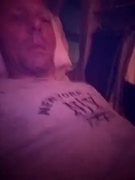 Snapshot of jongen_ehv chatting on April 7, 2026, 1:50 am jongen ehv online show from April 7, 2026, 1:50 am