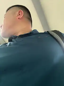 Cunzhangshibage02 online show from April 17, 2026, 10:51 am