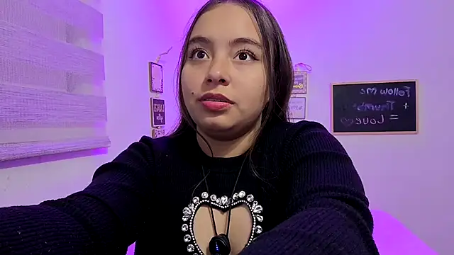 Snapshot of cherry_valeria chatting on May 18, 2026, 5:24 am cherry valeria online show from May 18, 2026, 5:24 am