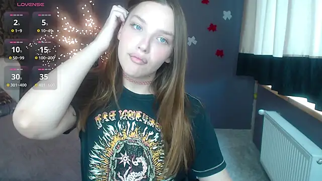 DariaAngels online show from April 16, 2026, 11:33 am