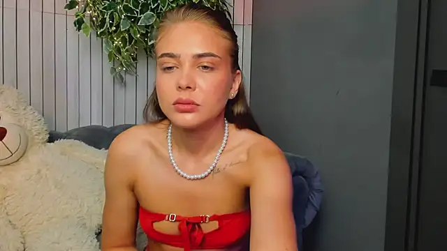 MilaLewi online show from May 30, 2026, 1:25 am