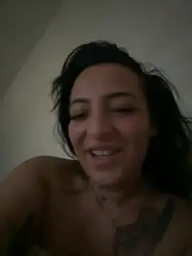 loverspicyy online show from March 13, 2026, 8:32 am