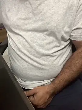 Snapshot of urb0nd chatting on March 23, 2026, 6:28 am urb0nd online show from March 23, 2026, 6:28 am