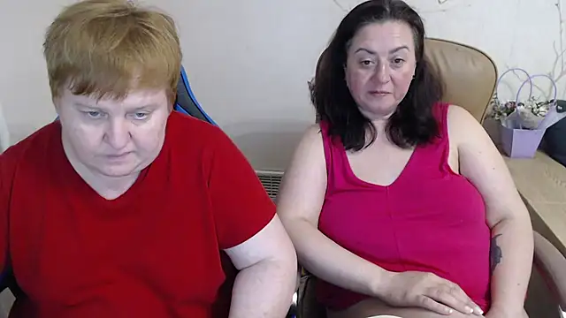 Snapshot of Lindy-Jeanie chatting on April 3, 2026, 8:07 pm Lindy-Jeanie online show from April 3, 2026, 8:07 pm