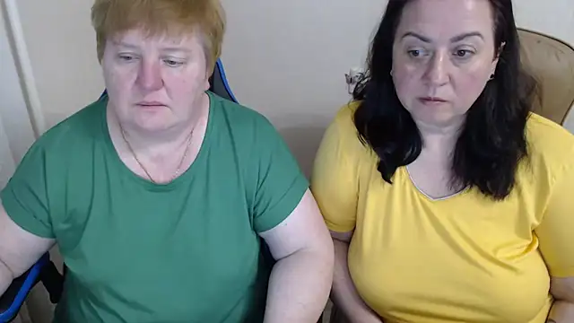 Snapshot of Lindy-Jeanie chatting on April 13, 2026, 7:08 pm Lindy-Jeanie online show from April 13, 2026, 7:08 pm