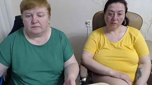 Snapshot of Lindy-Jeanie chatting on April 15, 2026, 7:58 pm Lindy-Jeanie online show from April 15, 2026, 7:58 pm