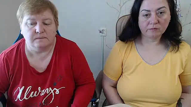 Snapshot of Lindy-Jeanie chatting on April 17, 2026, 6:38 am Lindy-Jeanie online show from April 17, 2026, 6:38 am