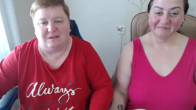 Snapshot of Lindy-Jeanie chatting on April 25, 2026, 10:40 am Lindy-Jeanie online show from April 25, 2026, 10:40 am