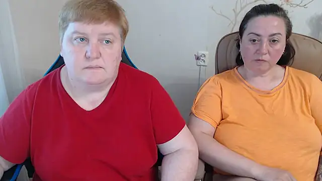 Snapshot of Lindy-Jeanie chatting on May 27, 2026, 5:32 pm Lindy-Jeanie online show from May 27, 2026, 5:32 pm