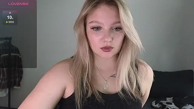 bettyloveu online show from July 1, 2026, 11:01 am