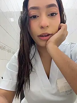 Snapshot of MiaCamille_ chatting on July 31, 2026, 6:40 pm MiaCamille online show from July 31, 2026, 6:40 pm