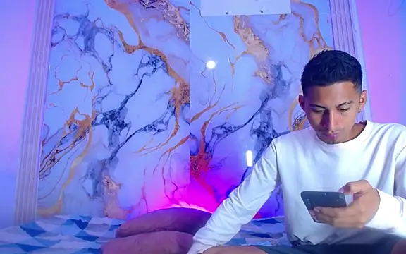 Boys xxx  online show from March 31, 2026, 9:21 am