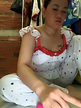 Love forever 69 online show from April 8, 2026, 12:21 am