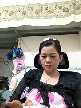 Love forever 69 online show from April 14, 2026, 11:22 pm