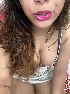 Snapshot of Snowygirl11 chatting on June 21, 2026, 9:06 pm Snowygirl11 online show from June 21, 2026, 9:06 pm