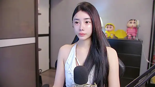 XiaoYuBao- online show from June 7, 2026, 4:33 pm