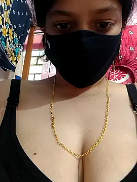 tulidas96778 online show from April 4, 2026, 8:56 am