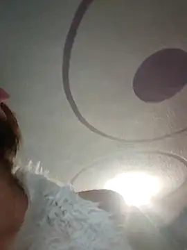 Snapshot of Estrella_2407 chatting on March 23, 2026, 2:04 am Estrella 2407 online show from March 23, 2026, 2:04 am