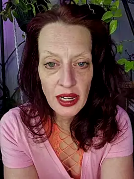 Snapshot of PurpleBunnyxo chatting on April 19, 2026, 4:17 pm PurpleBunnyxo online show from April 19, 2026, 4:17 pm