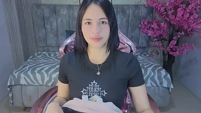 bonnie 1s online show from May 21, 2026, 1:29 pm