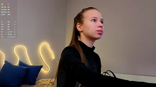 Emma dream  online show from March 28, 2026, 5:07 am