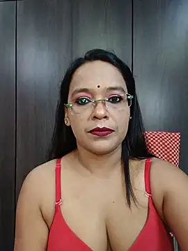 Snapshot of hornyrosy321 chatting on May 17, 2026, 5:20 pm hornyrosy321 online show from May 17, 2026, 5:20 pm