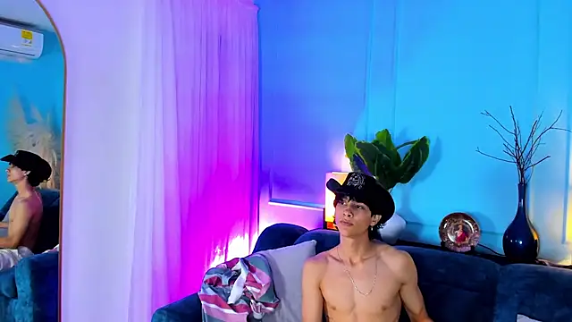 Cheys Mast online show from March 15, 2026, 3:51 pm