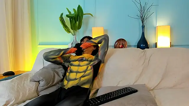 Cheys Mast online show from April 16, 2026, 9:39 pm