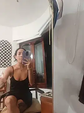 ComeFrutita online show from July 22, 2026, 4:26 am