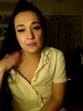 Marina Bliss40 online show from April 19, 2026, 8:22 pm