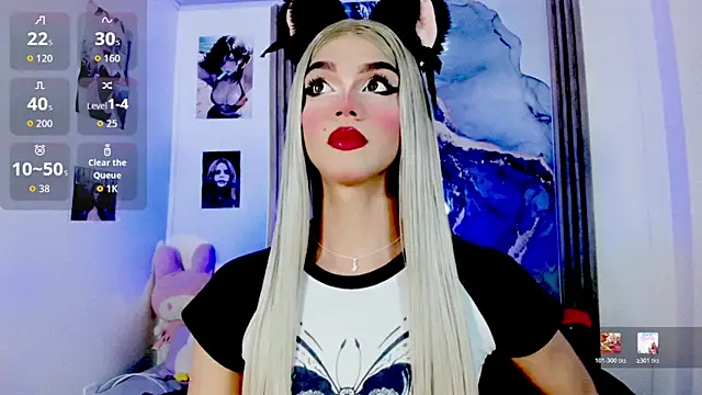 blonde queen- online show from May 15, 2026, 9:44 pm