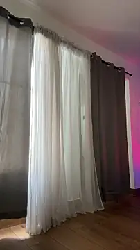 Snapshot of Liana_Fem_ chatting on June 21, 2026, 3:36 pm Liana Fem online show from June 21, 2026, 3:36 pm