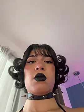 Snapshot of Liana_Fem_ chatting on June 26, 2026, 12:42 pm Liana Fem online show from June 26, 2026, 12:42 pm