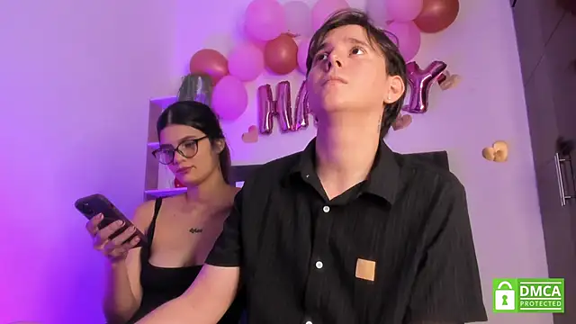 Mariana and Ronny online show from May 11, 2026, 10:29 pm