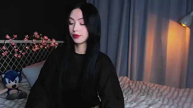 Snapshot of lizaa_breeze chatting on May 10, 2026, 6:13 pm lizaa breeze online show from May 10, 2026, 6:13 pm