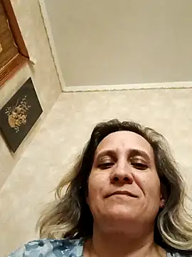 Snapshot of KatieLove133 chatting on June 2, 2026, 9:39 pm KatieLove133 online show from June 2, 2026, 9:39 pm