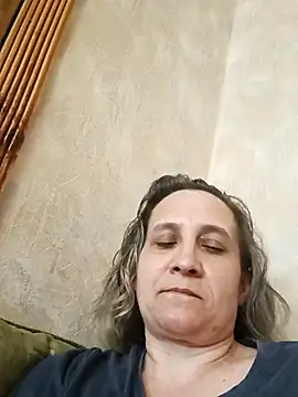 Snapshot of KatieLove133 chatting on July 11, 2026, 10:18 am KatieLove133 online show from July 11, 2026, 10:18 am