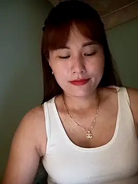 Snapshot of Lucxy-ki6 chatting on June 18, 2026, 1:04 pm Lucxy-ki6 online show from June 18, 2026, 1:04 pm