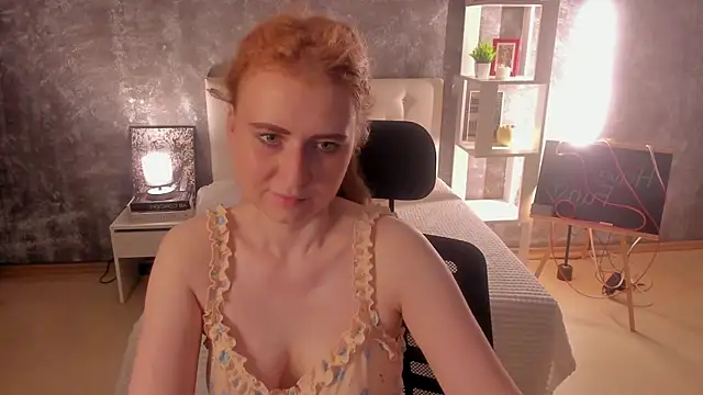 Snapshot of Shiny_Liss chatting on June 25, 2026, 1:49 am Shiny Liss online show from June 25, 2026, 1:49 am