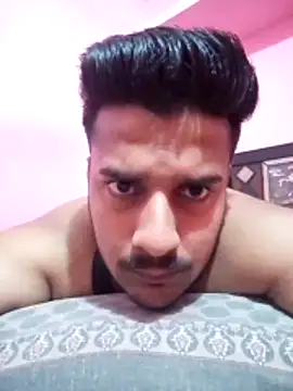 Snapshot of Decentlover67 chatting on May 23, 2026, 1:55 am Decentlover67 online show from May 23, 2026, 1:55 am
