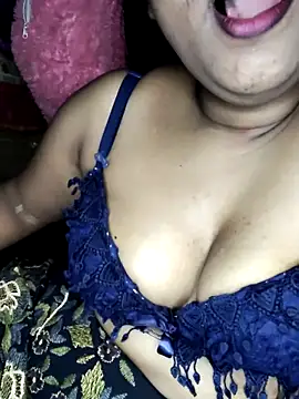 hotmiki online show from May 2, 2026, 5:29 pm