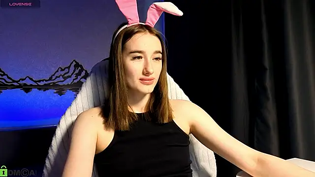 Snapshot of Lady_Sunrise12 chatting on May 30, 2026, 12:19 am Lady Sunrise12 online show from May 30, 2026, 12:19 am