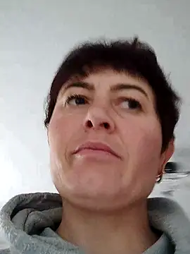 Snapshot of valeryXmur chatting on April 12, 2026, 12:54 pm valeryXmur online show from April 12, 2026, 12:54 pm