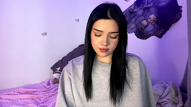 BeckyAurielle online show from April 22, 2026, 1:45 pm