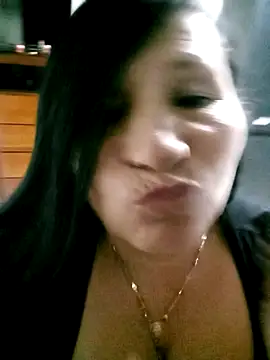 Ladygreeneyes online show from April 29, 2026, 1:43 am