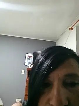 Snapshot of Ladygreeneyes chatting on June 12, 2026, 1:15 am Ladygreeneyes online show from June 12, 2026, 1:15 am