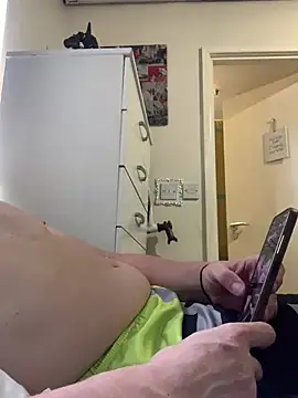 Snapshot of NaughtyJellyHead chatting on August 3, 2026, 5:39 am NaughtyJellyHead online show from August 3, 2026, 5:39 am