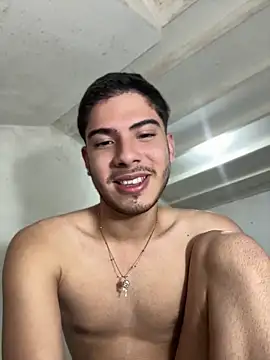 Snapshot of ApoloGray__ chatting on May 8, 2026, 10:37 pm ApoloGray online show from May 8, 2026, 10:37 pm