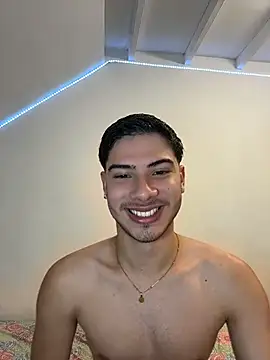 Snapshot of ApoloGray__ chatting on May 30, 2026, 8:06 pm ApoloGray online show from May 30, 2026, 8:06 pm